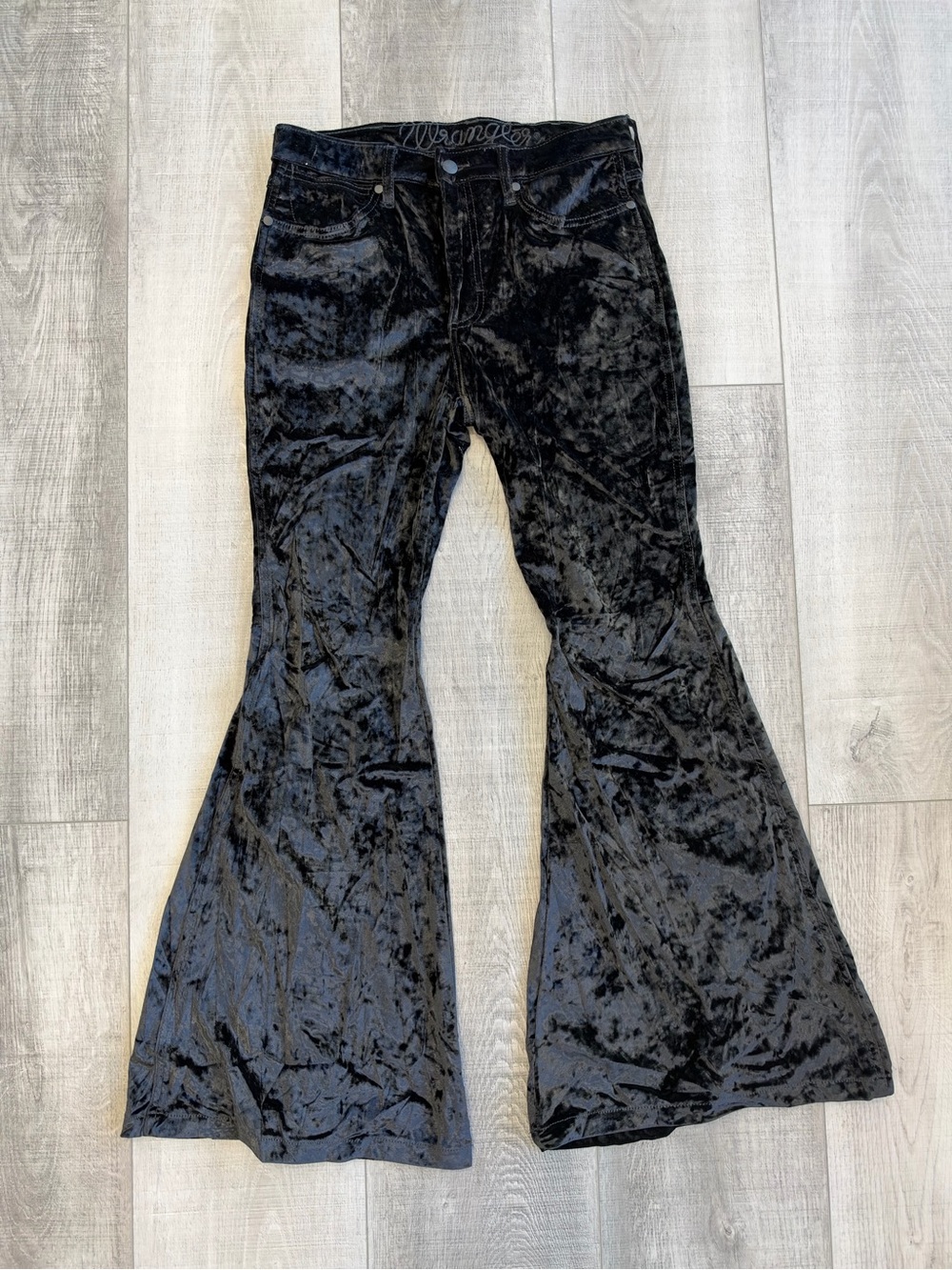 Wrangler Velvet Trumpet Women’s Jeans 29/32